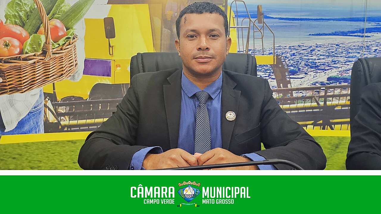 Miguel de Paula indica a construção de viaduto no trevo em frente ao Posto Araras.