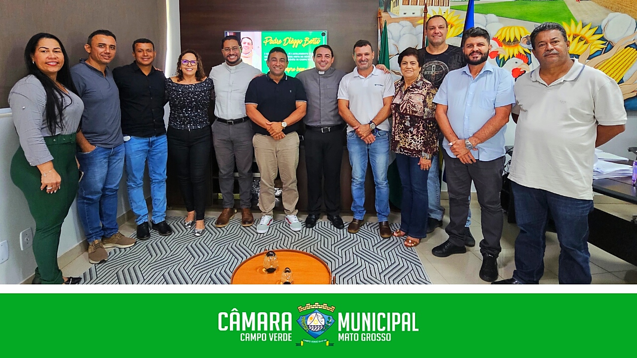 A Câmara Municipal realizou um café da manha de boas-vindas ao pároco Padre Diêggo Bento.