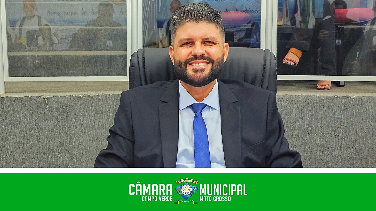 Zezinho da Farmácia indica a construção de quadra poliesportiva na Escola Adib no Bairro Santa Rosa.