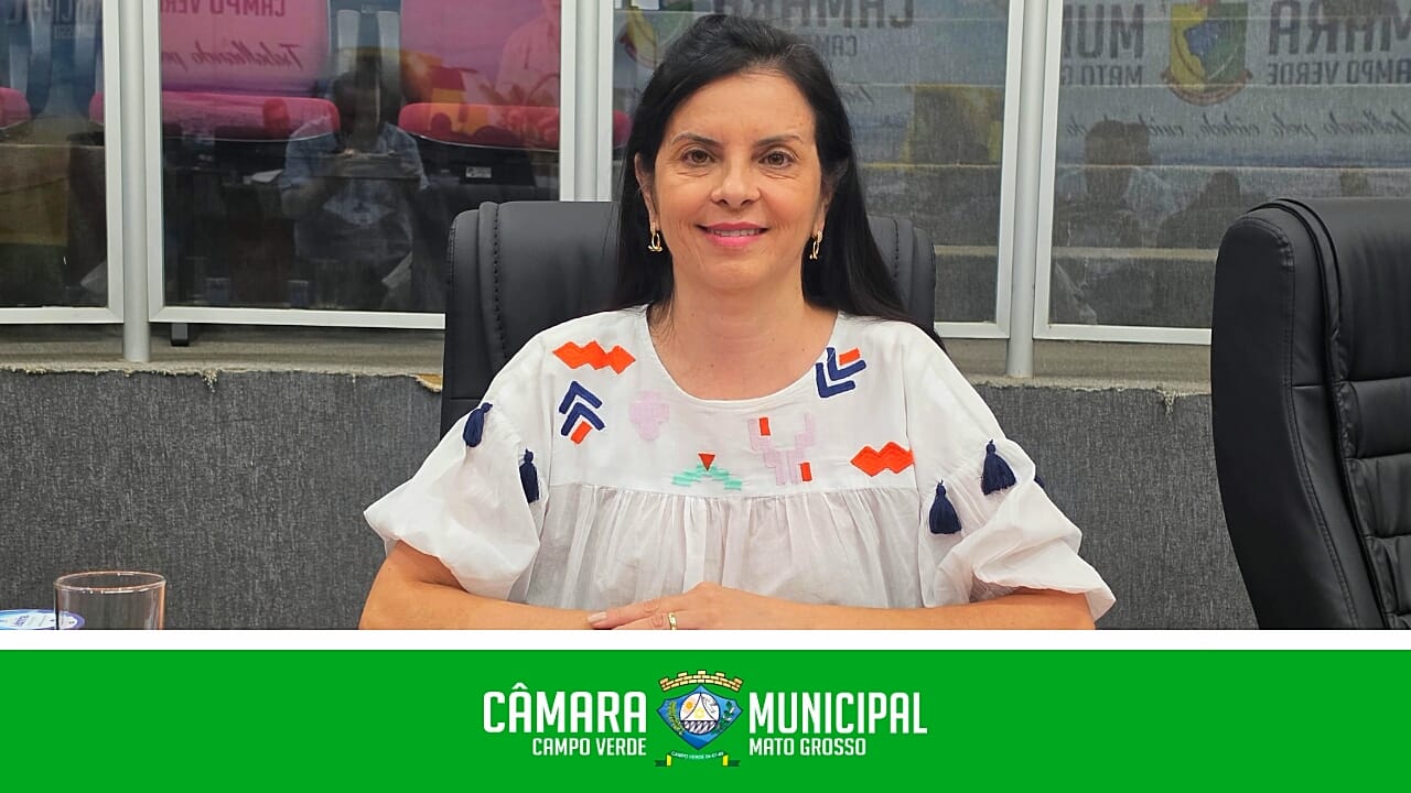 Mara Felito indica a construção de cobertura na área pública ao lado do Miniestádio Lucas Rudnick na Avenida Mato Grosso.