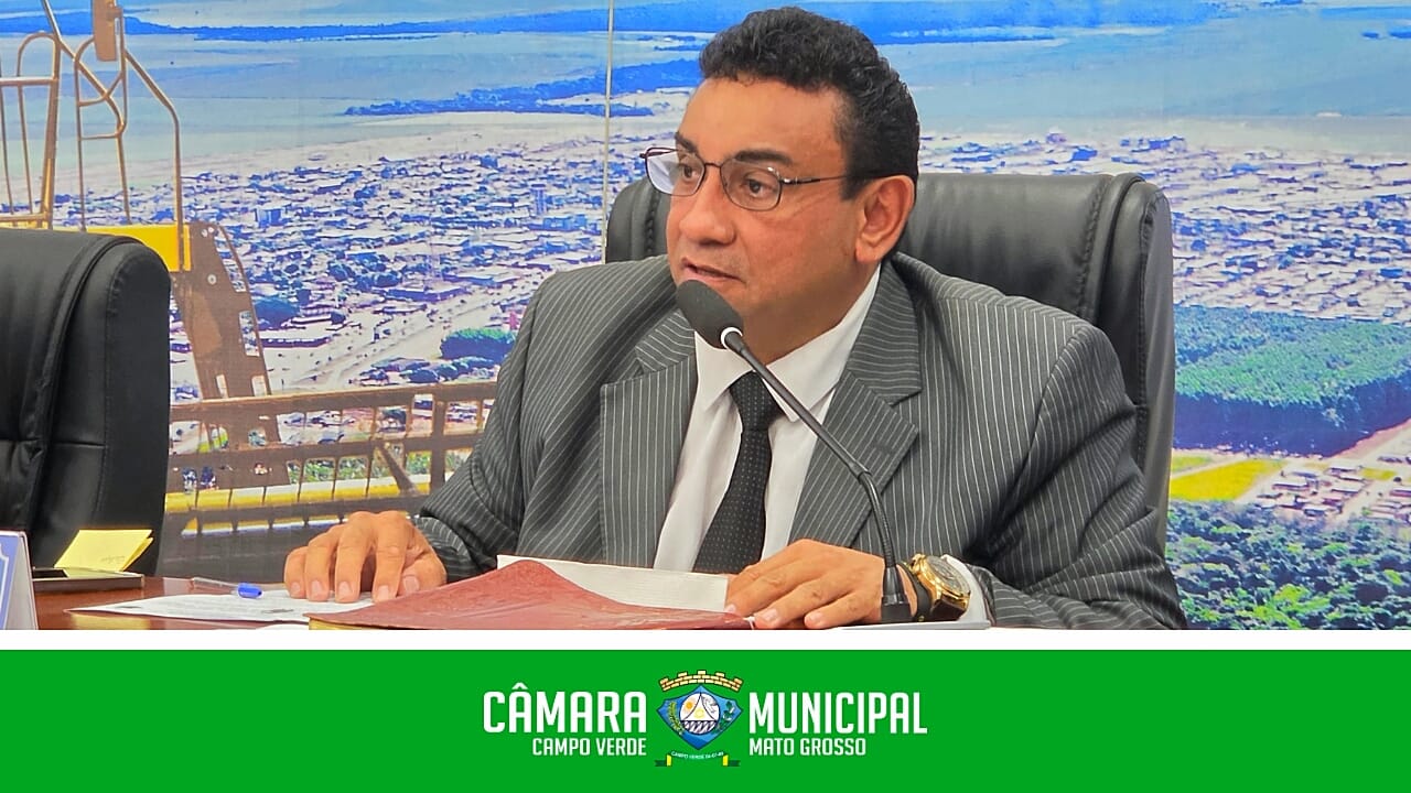 Silvio Eventos indica manutenção geral no Campo Society da Comunidade Taperinha.