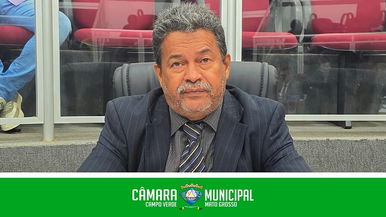 Zé Barbeiro indica a construção de um novo abrigo para os caminhoneiros na frente da antiga Ovetril.